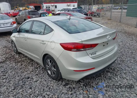 2018 Hyundai Elantra Value Edition z USA, uszkodzony, nr VIN 5NPD84LF3JH229231
